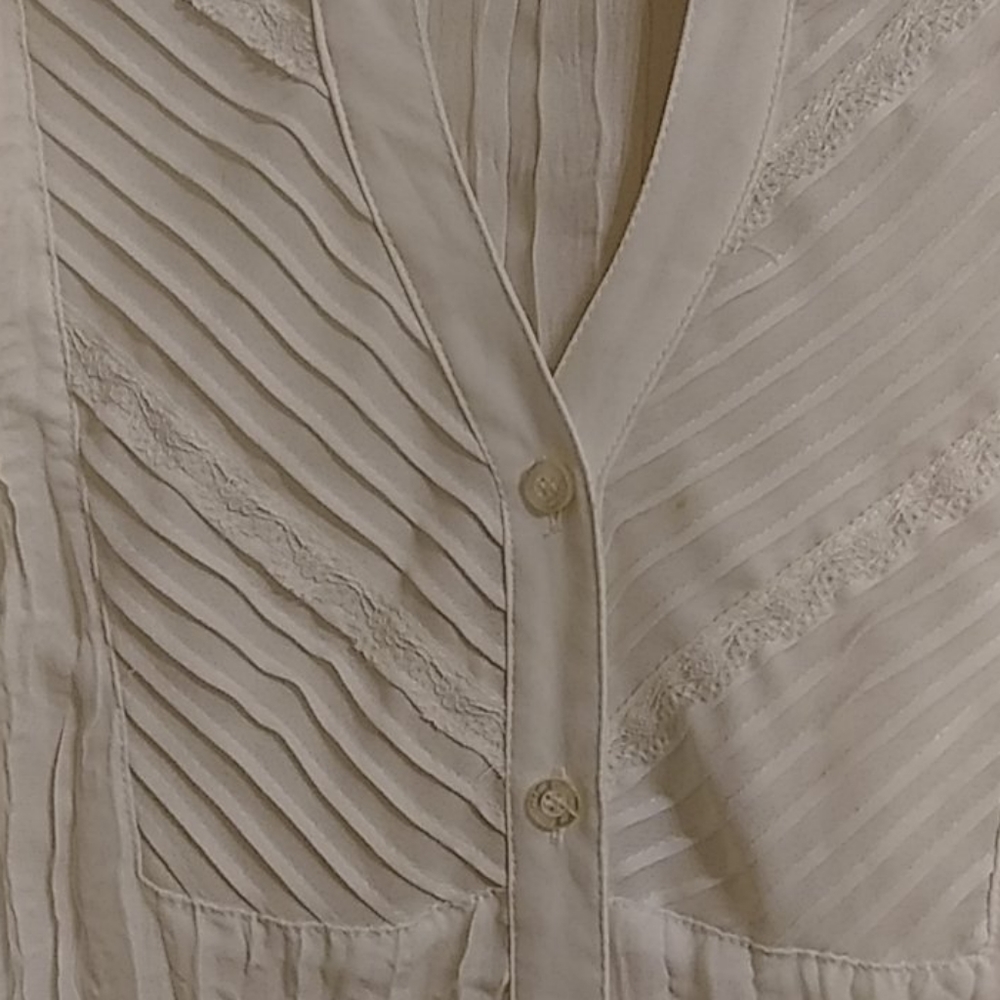 Off white blouse - Picture 2 of 6